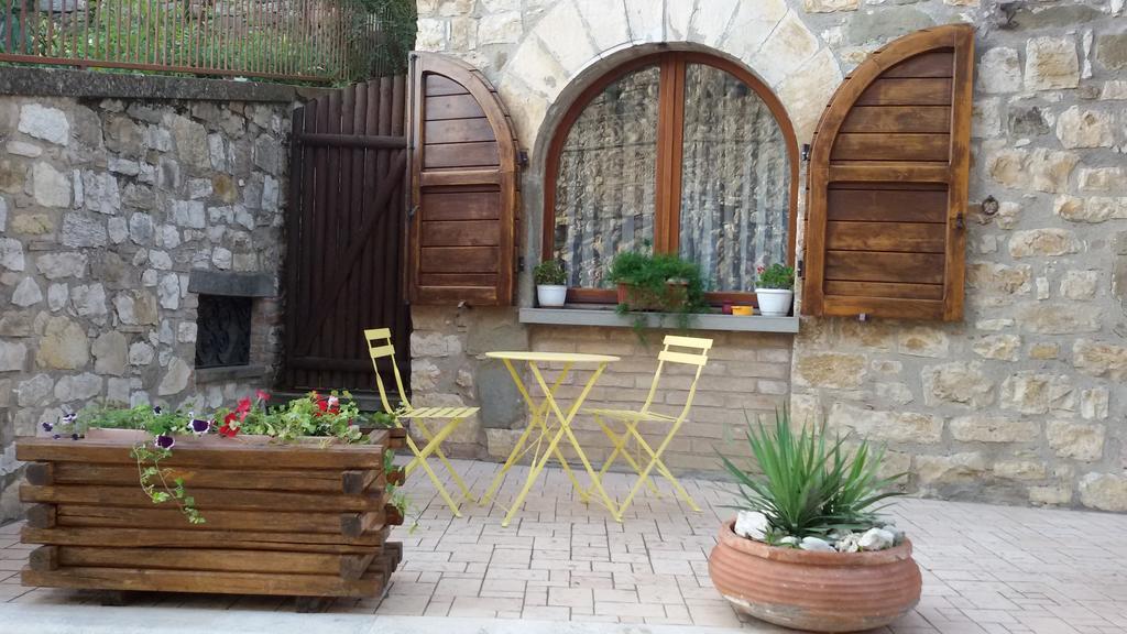 Ferienwohnung Borgo Medioevale Todi Exterior foto